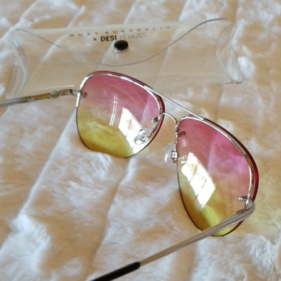 QUAY // muse pink yellow fade rare nwot - Picture 6 of 10